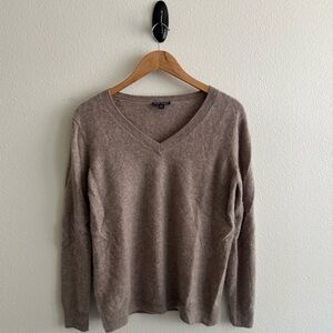 Cashmere  V-Neck Sweater - Brown